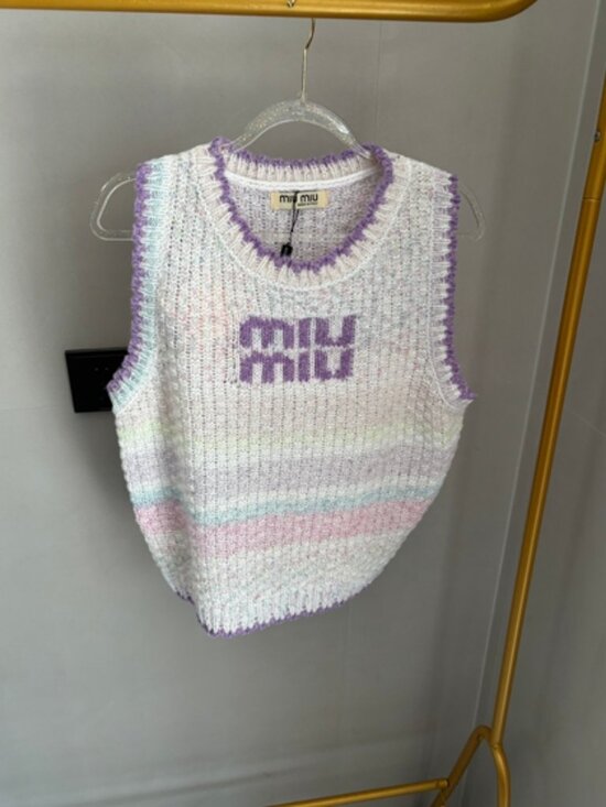 Miu Miu Tops - 👑MIU MIU 👑 knitted vest